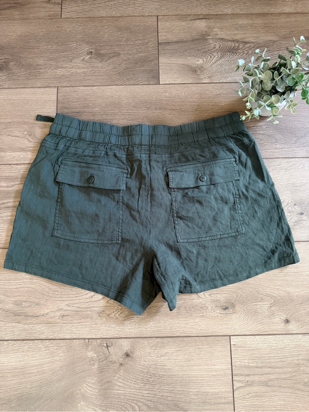 KUT From The Cloth Women’s Elastic Waist Pull-On Shorts in Olive Green Size XL - Picture 6 of 7